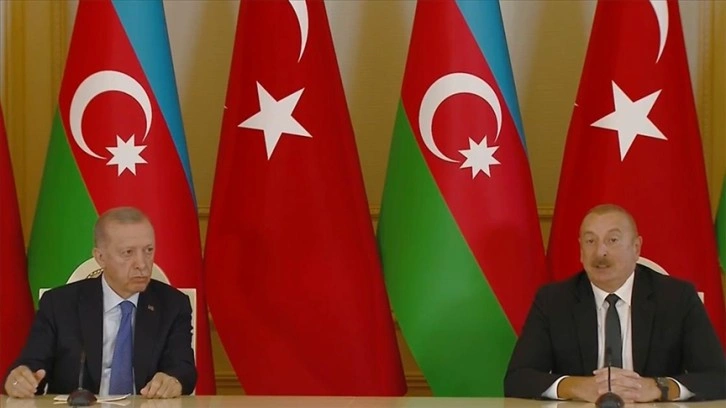 Cumhurbaşkanı Erdoğan, Azerbaycan Cumhurbaşkanı Aliyev ile ortak basın toplantısı düzenledi