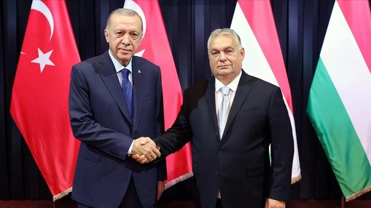 Cumhurbaşkanı Erdoğan, Budapeşte'de Macaristan Başbakanı Orban ile görüştü