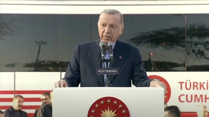 Cumhurbaşkanı Erdoğan: Deprem konutları vatandaşlara hibe seviyesinde bir usulle teslim ediliyor