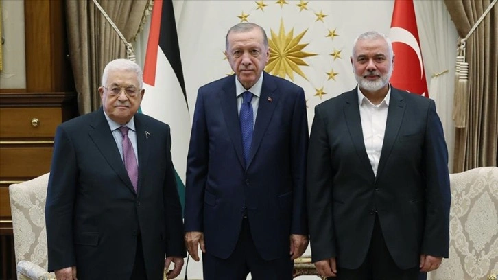 Cumhurbaşkanı Erdoğan, Filistin Devlet Başkanı Abbas ve Hamas lideri Heniyye ile görüştü