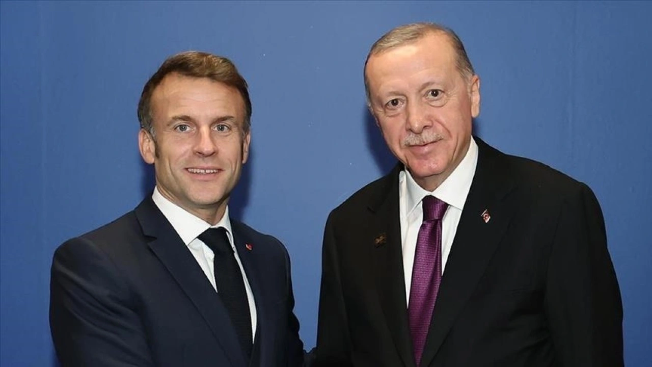 Cumhurbaşkanı Erdoğan, Fransa Cumhurbaşkanı Macron ile telefonda görüştü