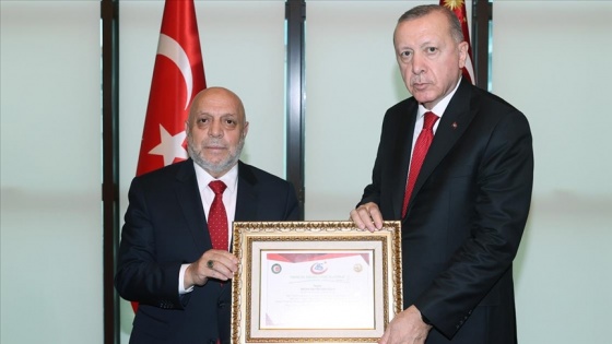 Cumhurbaşkanı Erdoğan, Hak-İş Genel Başkanı Arslan'ı kabul etti