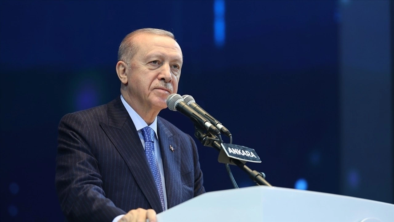 Cumhurbaşkanı Erdoğan liderlerle bayramlaştı