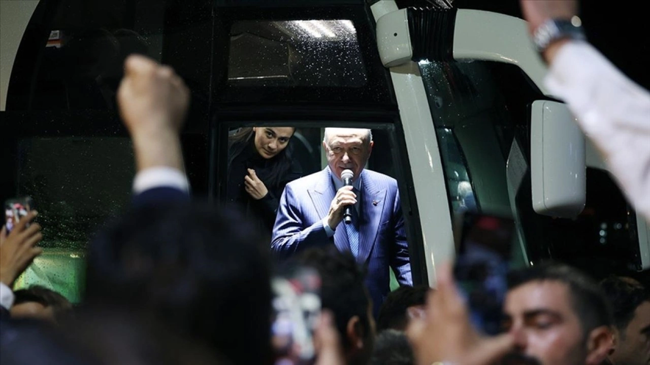 Cumhurbaşkanı Erdoğan, memleketi Rize'nin Güneysu ilçesinde vatandaşlara hitap etti