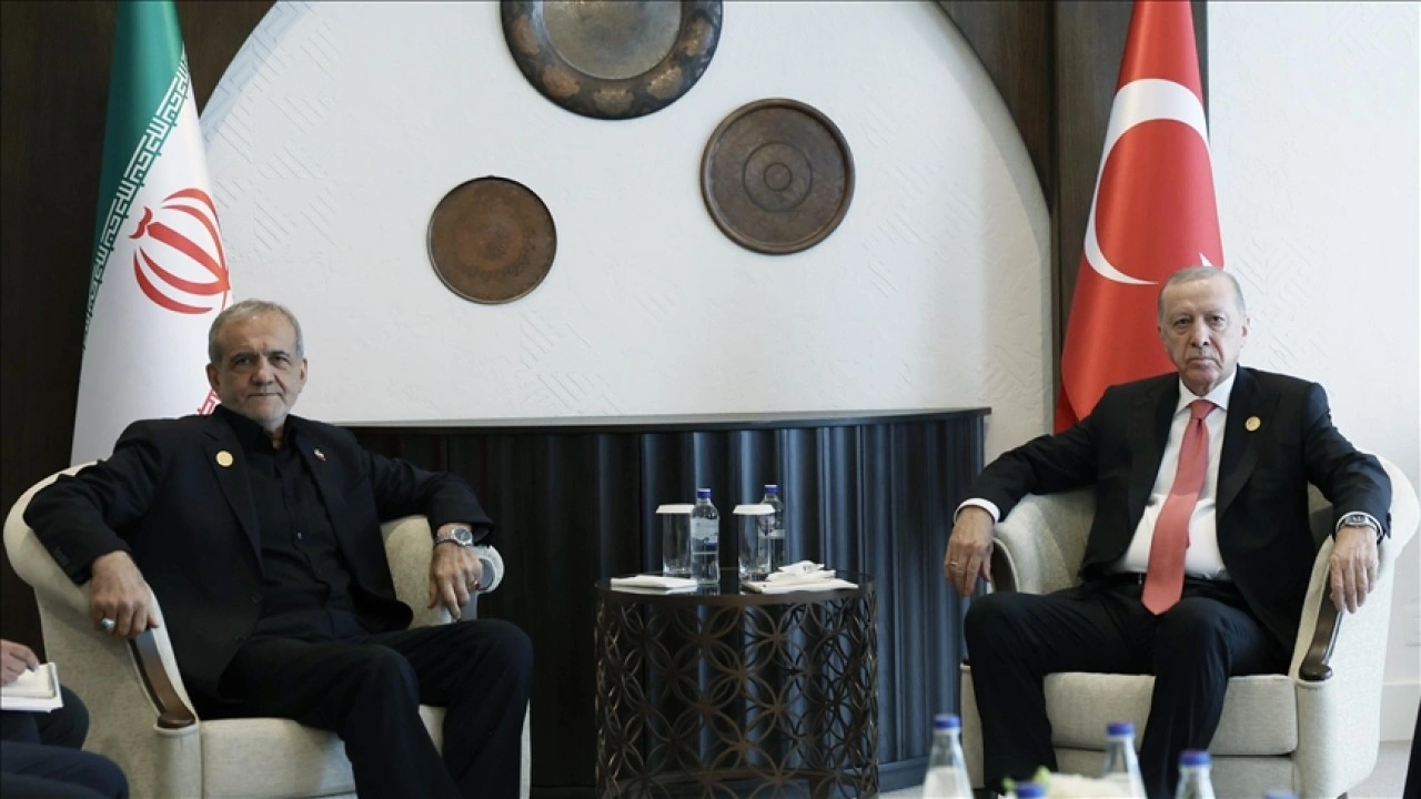 Cumhurbaşkanı Erdoğan, Pezeşkiyan ve Şerif ile görüştü