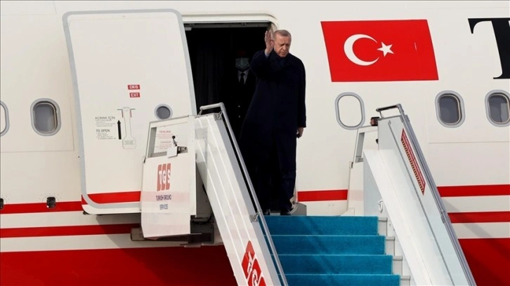 Cumhurbaşkanı Erdoğan, Prag'dan ayrıldı