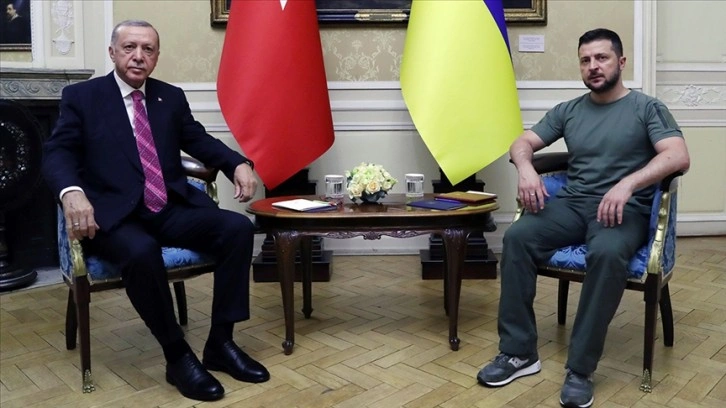 Cumhurbaşkanı Erdoğan, Ukrayna Cumhurbaşkanı Zelenski ile telefonda görüştü