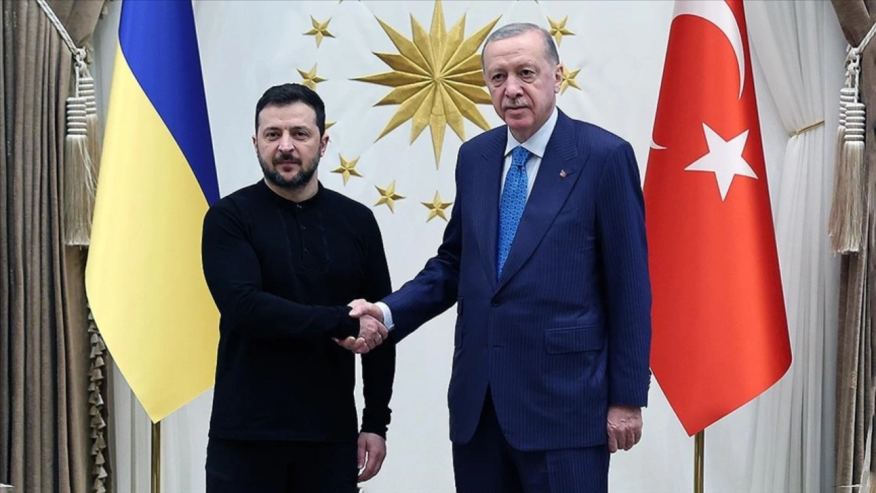 Cumhurbaşkanı Erdoğan, Ukrayna Devlet Başkanı Zelenskiy ile bir araya geldi