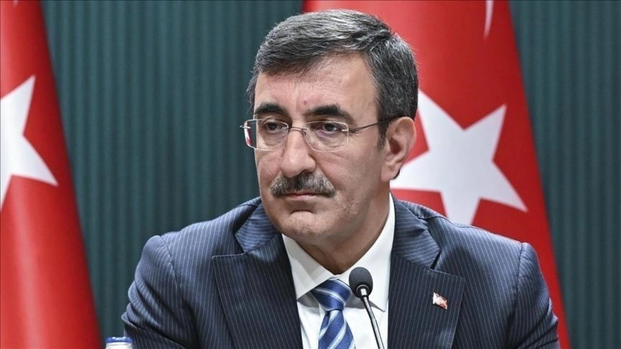 Cumhurbaşkanı Yardımcısı Yılmaz'dan, şehit Uzman Çavuş Özen için başsağlığı mesajı