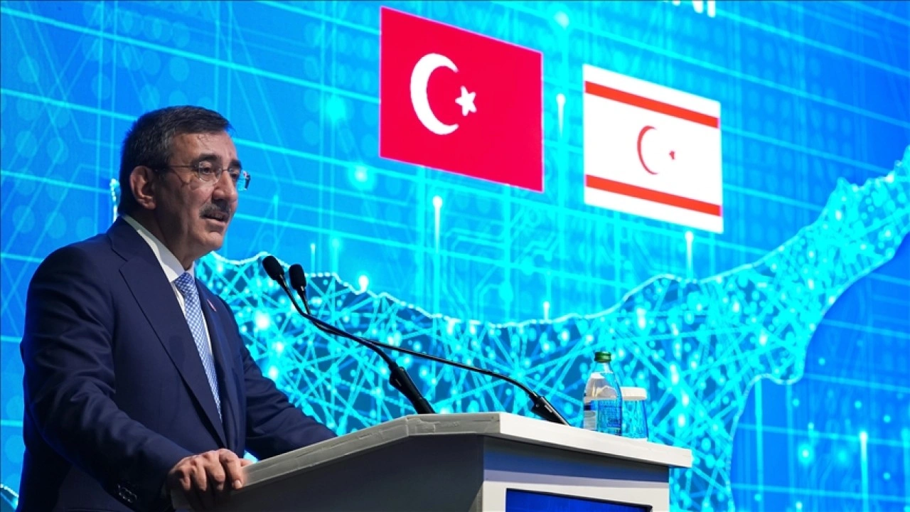 Cumhurbaşkanı Yardımcısı Yılmaz, KKTC Fiber Dönüşüm Protokolü imza töreninde konuştu