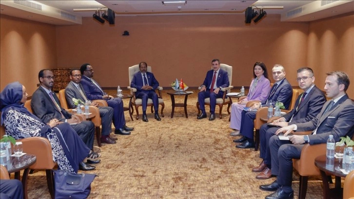 Cumhurbaşkanı Yardımcısı Yılmaz, Somali Cumhurbaşkanı Mahmud ile görüştü