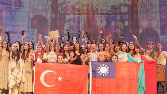 Dansçılar Türk kültürünü Tayvan'a taşıdı