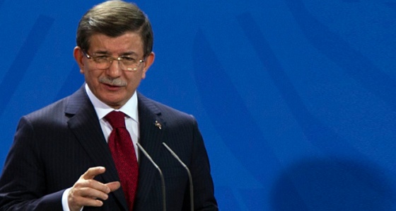 Davutoğlu'ndan o iddiaya jet yalanlama