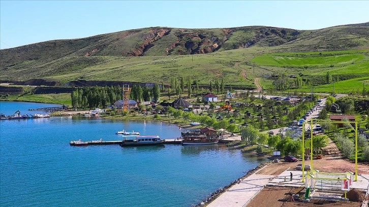 Demirözü Barajı tekne turları ve kamp alanlarıyla turizme katkı sağlıyor