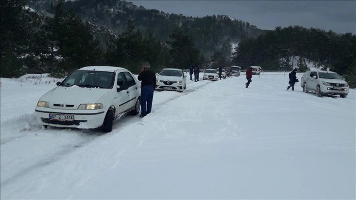 Denizli-Muğla kara yolu trafiğe kapatıldı