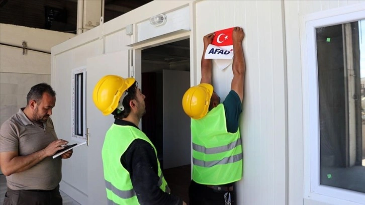 Deprem bölgesinin seçim konteynerleri Gaziantep'te hazırlanıyor