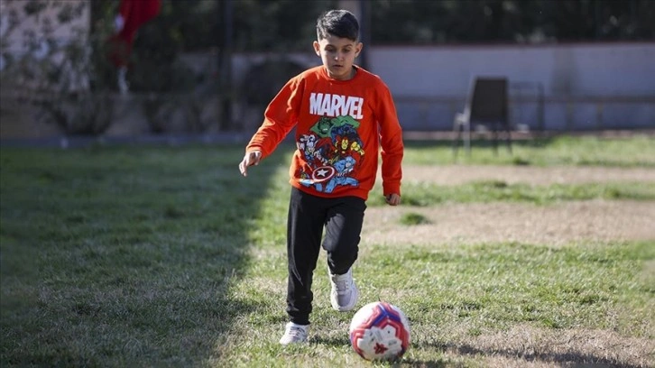 Depremin 155. saatinde kurtarılan 11 yaşındaki Semih Ege, Icardi ile tanışma hayali kuruyor