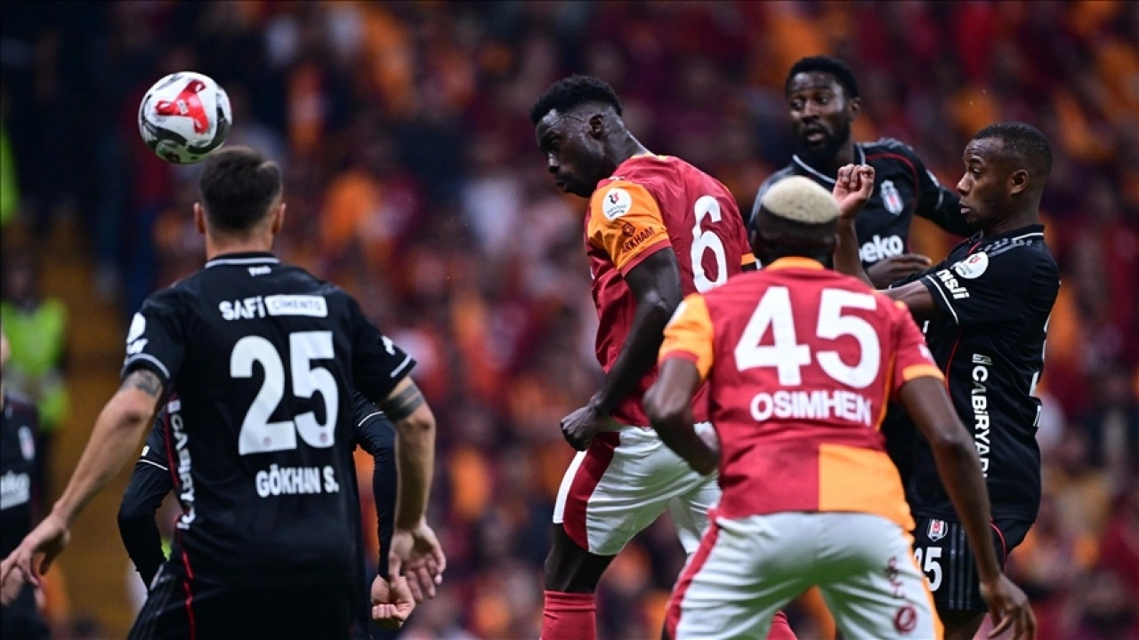 Derbide Galatasaray ile Beşiktaş 1-1 berabere kaldı