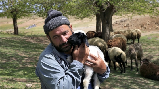 Devlet desteğiyle besicilik yapan eski hükümlü geleceğe umutla bakıyor