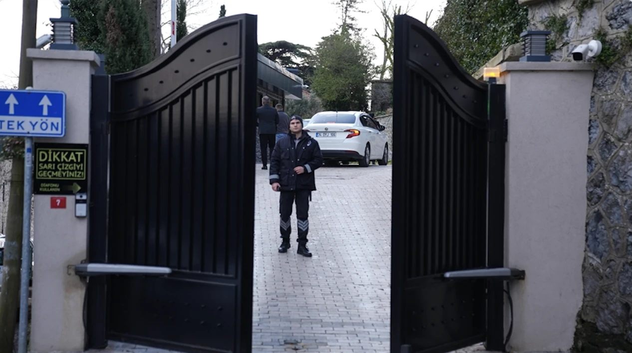 Devlet üç şeyi affetmez -Emin Batur yazdı-
