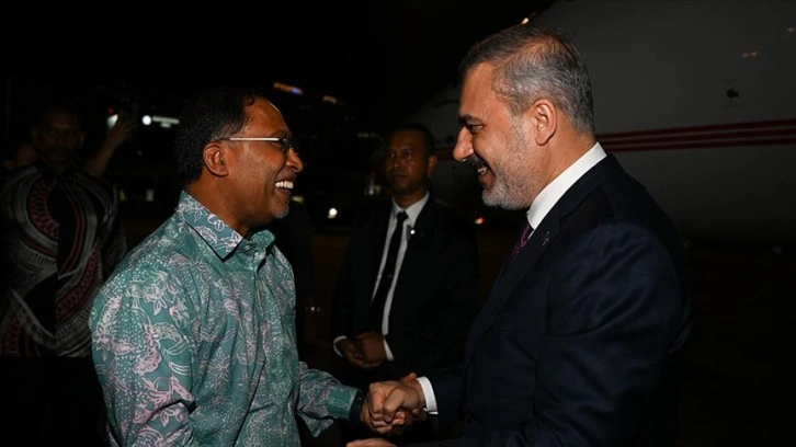 Dışişleri Bakanı Fidan, Malezyalı mevkidaşı Zambry ile görüştü