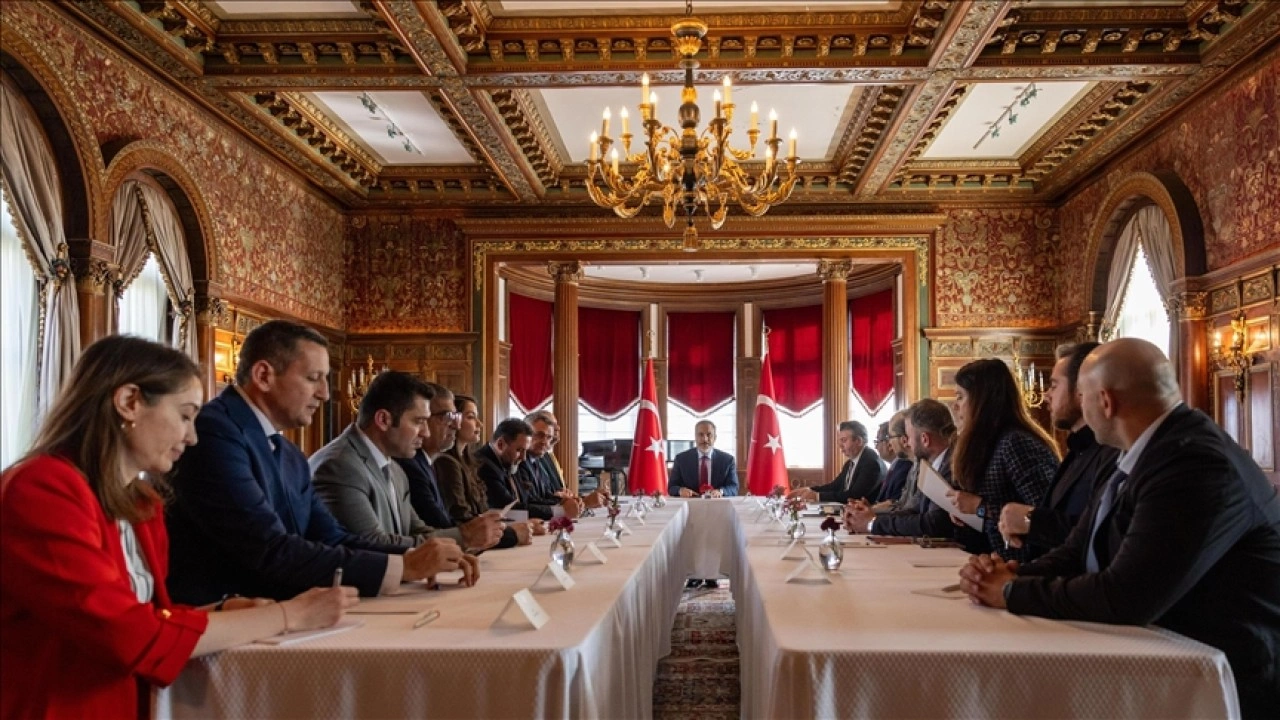 Dışişleri Bakanı Fidan, Suriye-Amerikan Toplumu Temsilcilerini kabul etti