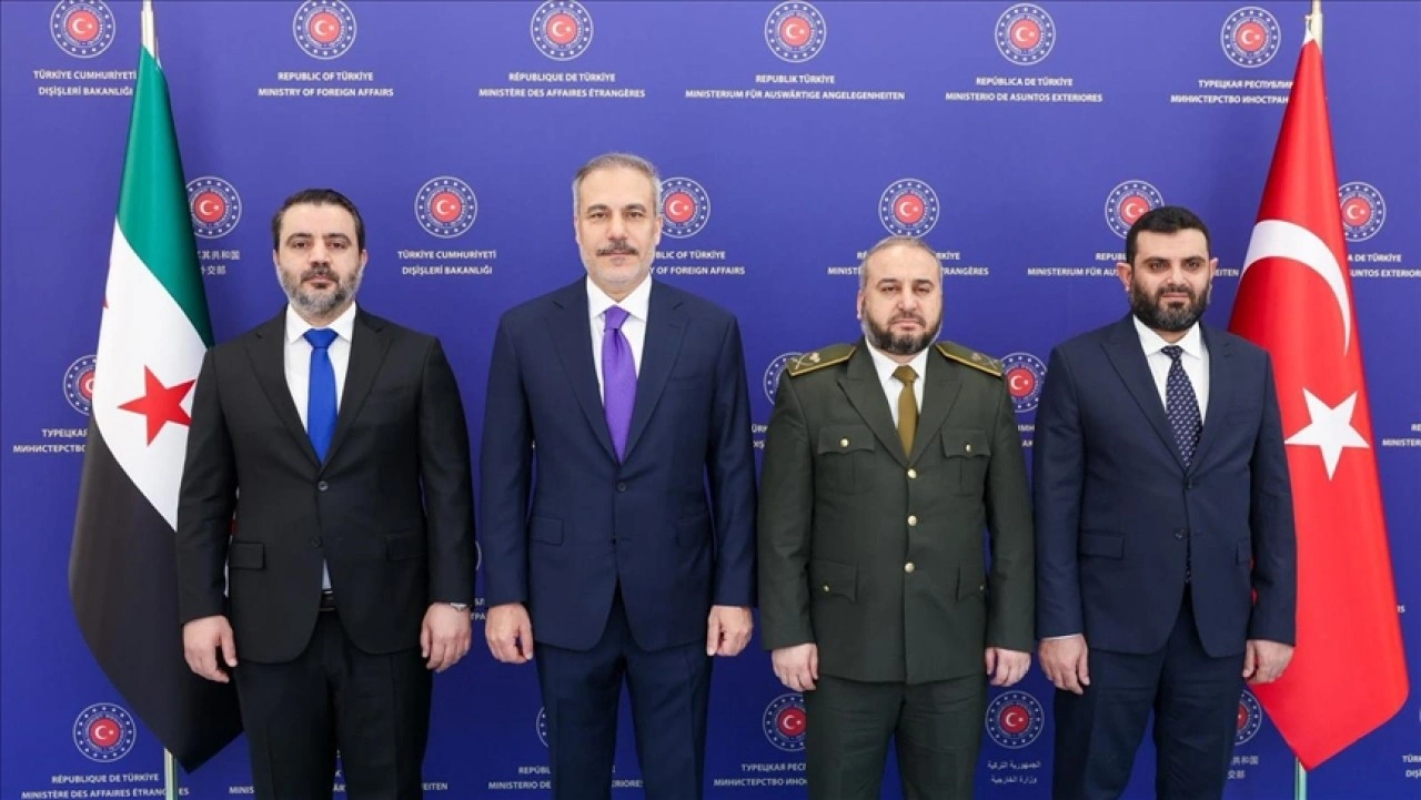 Dışişleri Bakanı Fidan, Suriyeli mevkidaşı Şeybani ve beraberindeki heyetle Ankara'da görüştü