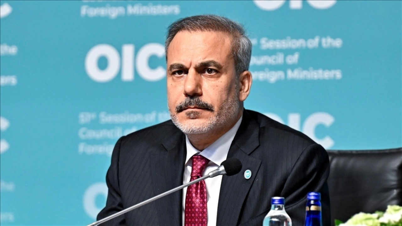 Dışişleri Bakanı Fidan, yarın İİT Olağanüstü Dışişleri Bakanları Konseyi Toplantısı'na katılaca