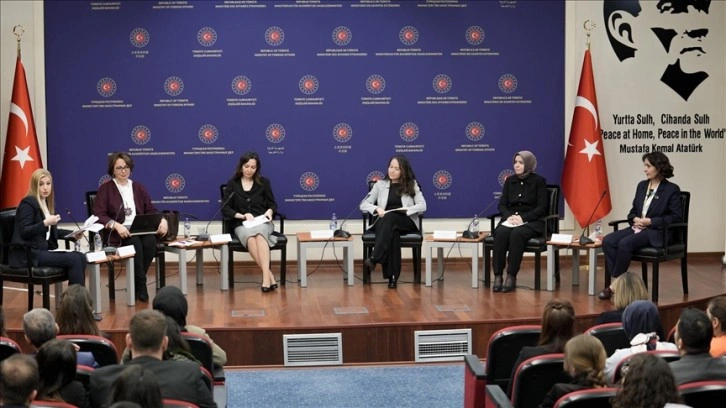 Dışişleri Bakanlığı'nda "Diplomaside Kadınların Etkisi" konulu panel düzenlendi