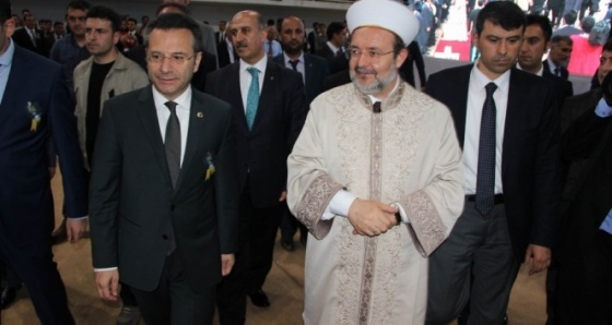 Diyanet İşleri Başkanı Görmez: Nice evliyalar barındıran Sur’a...