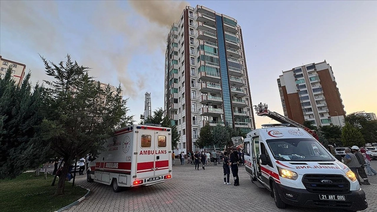 Diyarbakır'da 4 kişinin öldüğü yangına ilişkin 2 şüpheli tutuklandı