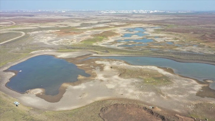 Diyarbakır'da geciken yağışlar göl ve göletlerde kuraklık riskine neden oldu