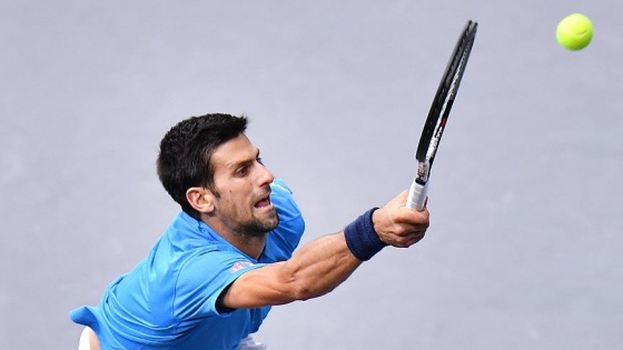 Djokovic elendi, Murray yarı finalde