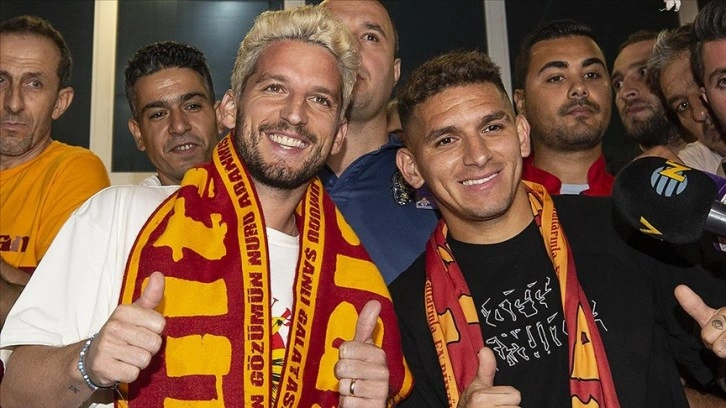 Dries Mertens ve Lucas Torreira Galatasaray'da