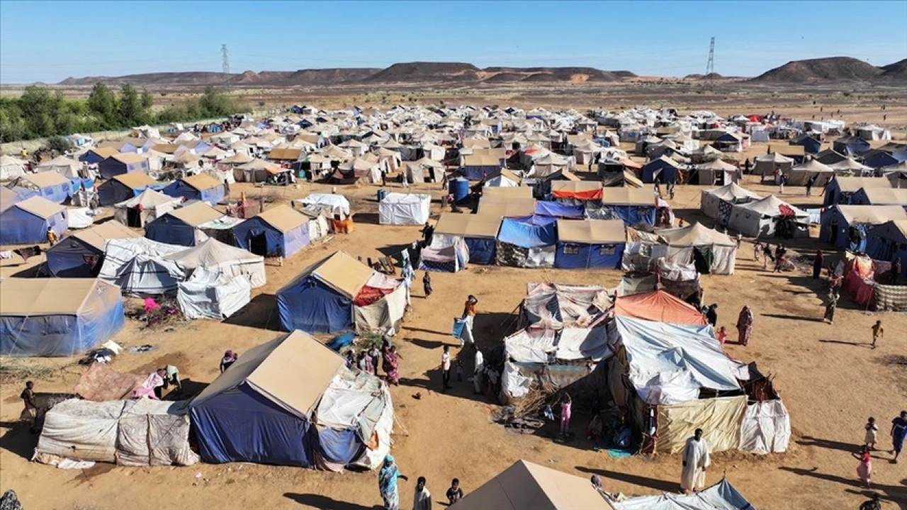 DSÖ: Sudan'daki çatışmalar dünyadaki diğer krizlerden daha fazla insanı yerinden etti