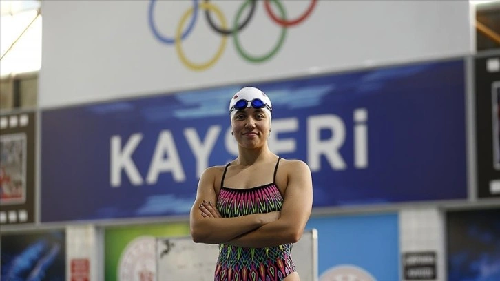 Dünya Gençler Yüzme Şampiyonası'nda 2. olan Mehlika gözünü olimpiyatlara dikti: