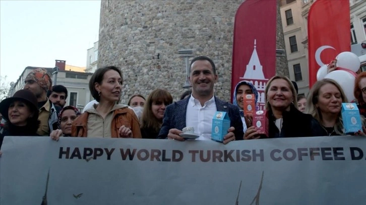 Dünya Türk Kahvesi Günü Galata Meydanı'nda kutlandı