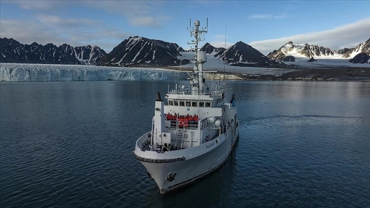 Dünyanın geleceğine ışık tutan yolculuk: Ulusal Arktik Bilimsel Araştırma Seferi