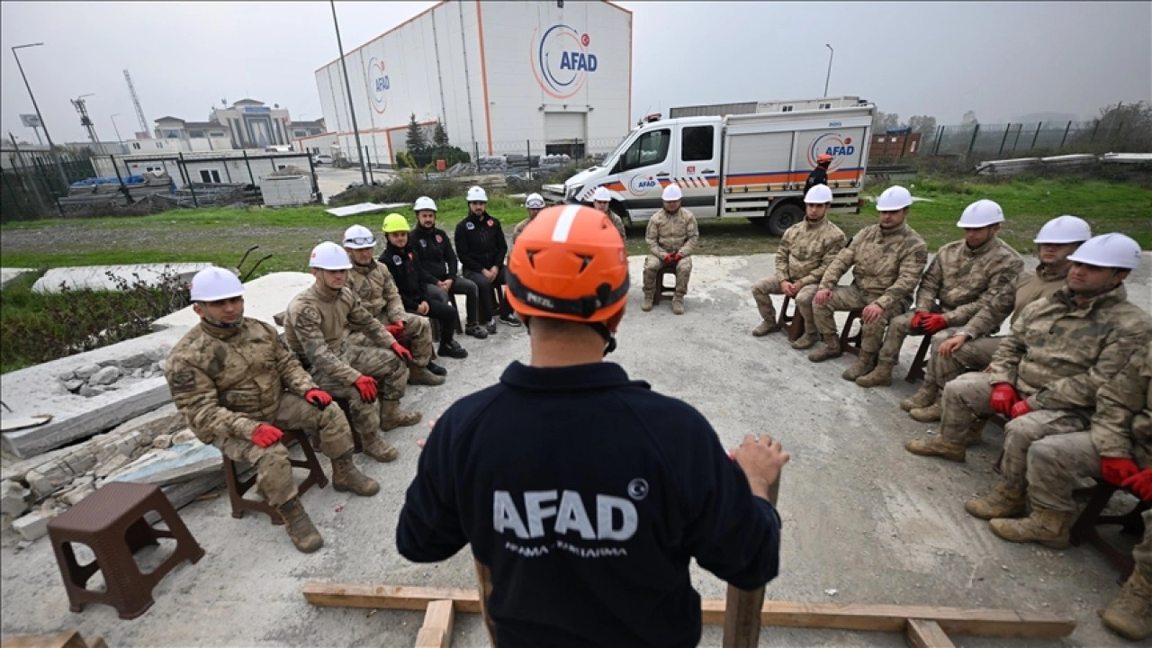 Düzce halkı ve yerel yönetimi, afet bilinciyle güvenli yarınlara yürüyor