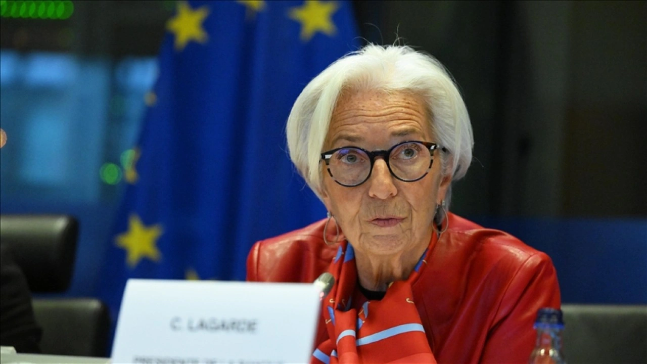 ECB Başkanı Lagarde, enflasyon g&ouml;r&uuml;n&uuml;m&uuml;n&uuml;n hala belirsiz olduğunu s&ouml;yledi