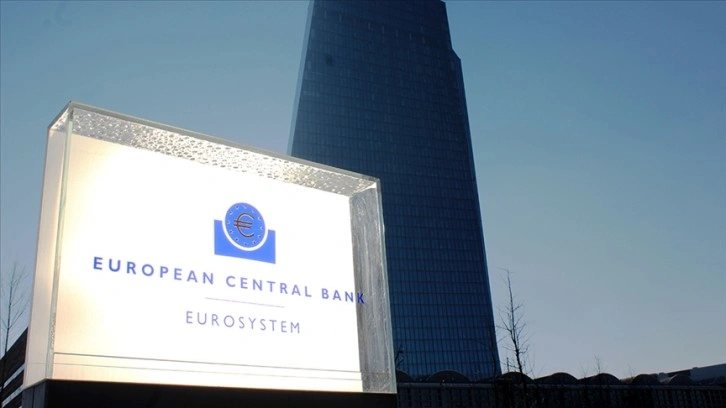 ECB'nin yoluna 'sıkı' şekilde devam etmesi bekleniyor