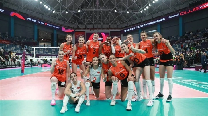 Eczacıbaşı Dynavit, FIVB Kulüpler Dünya Şampiyonası'nda finale yükseldi