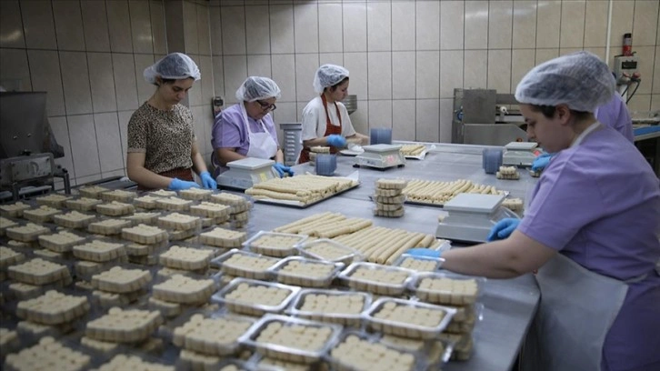 Edirne'de Osmanlı mirası tatlılar bayram için hazırlanıyor