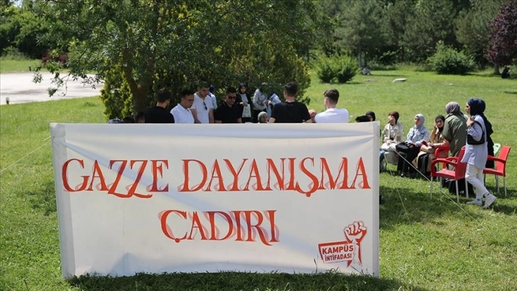 Edirne'de üniversite öğrencilerinin "Gazze Dayanışma Çadırı"ndaki nöbeti sürüyor