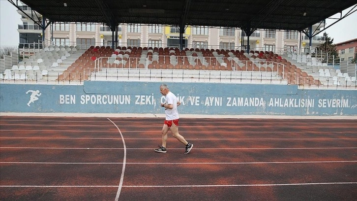 Edirne'de yarım asırdır koşan master milli atlet Avrupa Şampiyonası'nda zirveyi hedefliyor