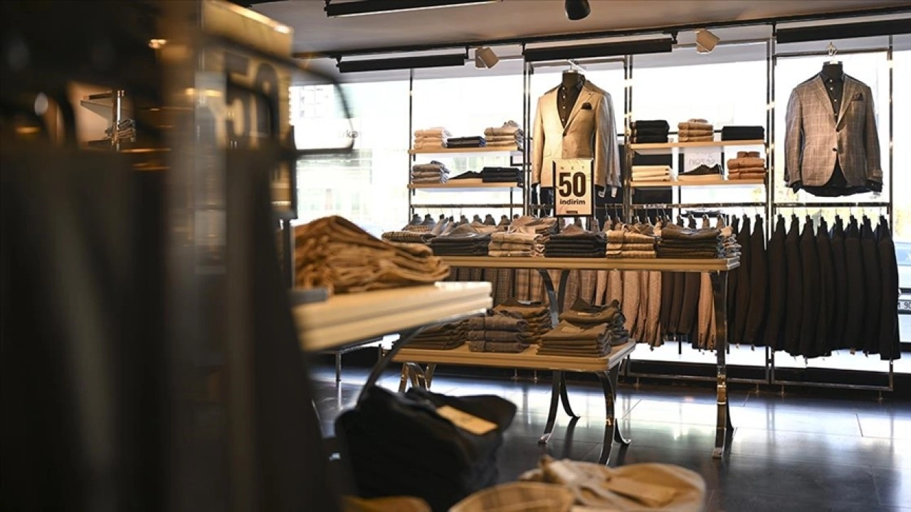 Ekimde fiyatı en çok artan ürün erkek giyim, en fazla düşen evcil hayvanlarla ilgili ürünler oldu