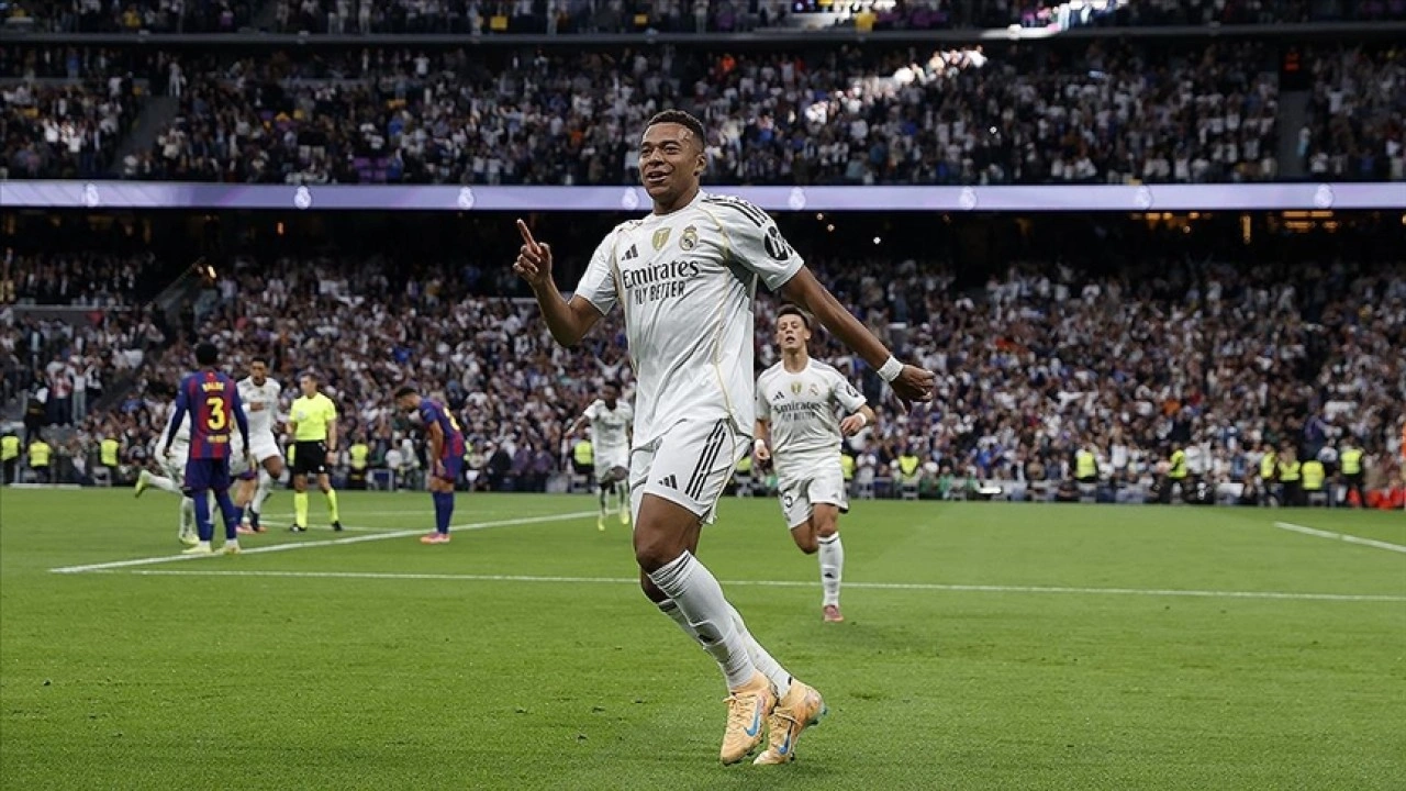 "El Clasico"da kazanan taraf Barcelona'yı 2-1 ile geçen Real Madrid oldu