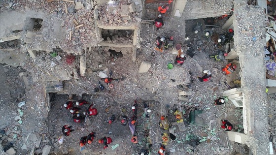 Elazığ'daki deprem dolaysıyla tüm dünyadan Türkiye'ye taziye ve destek mesajları geldi