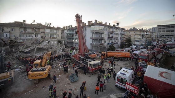 Elazığ'daki depremin üzerinden 48 saat geçti