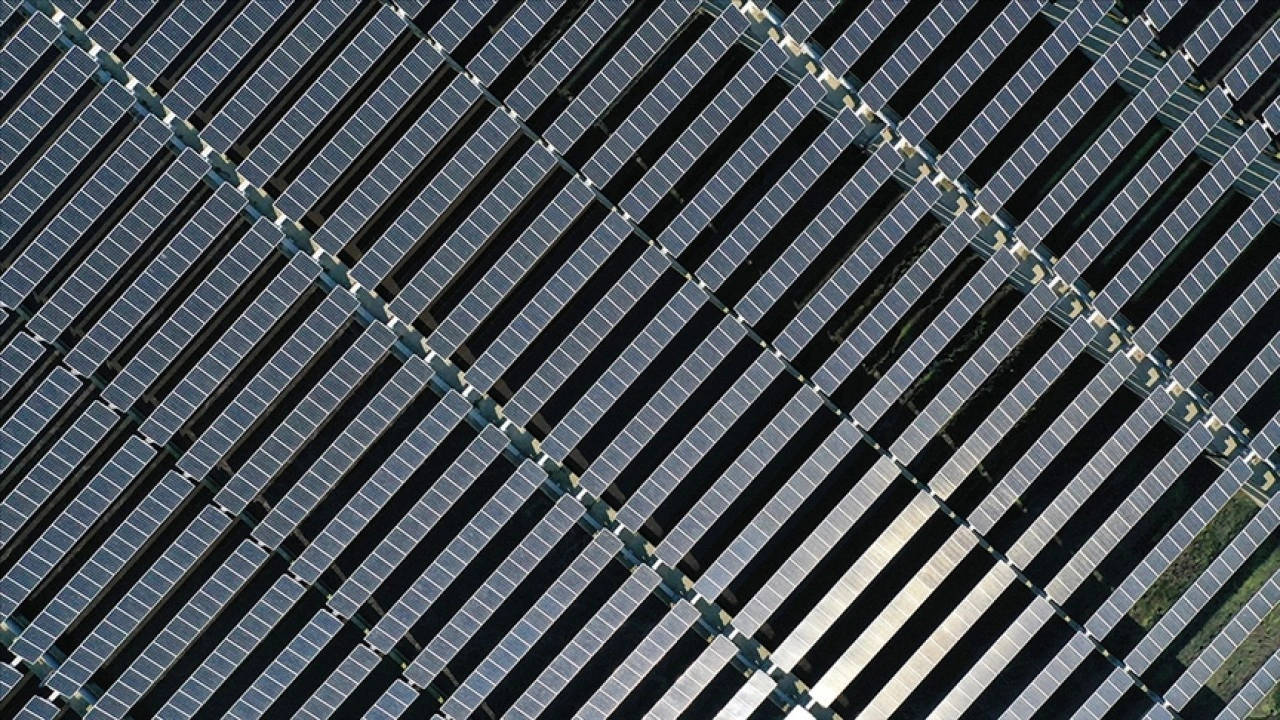 Ember: Türkiye hibrit güneş enerjisi santralleriyle şebeke kısıtlarını aşabilir